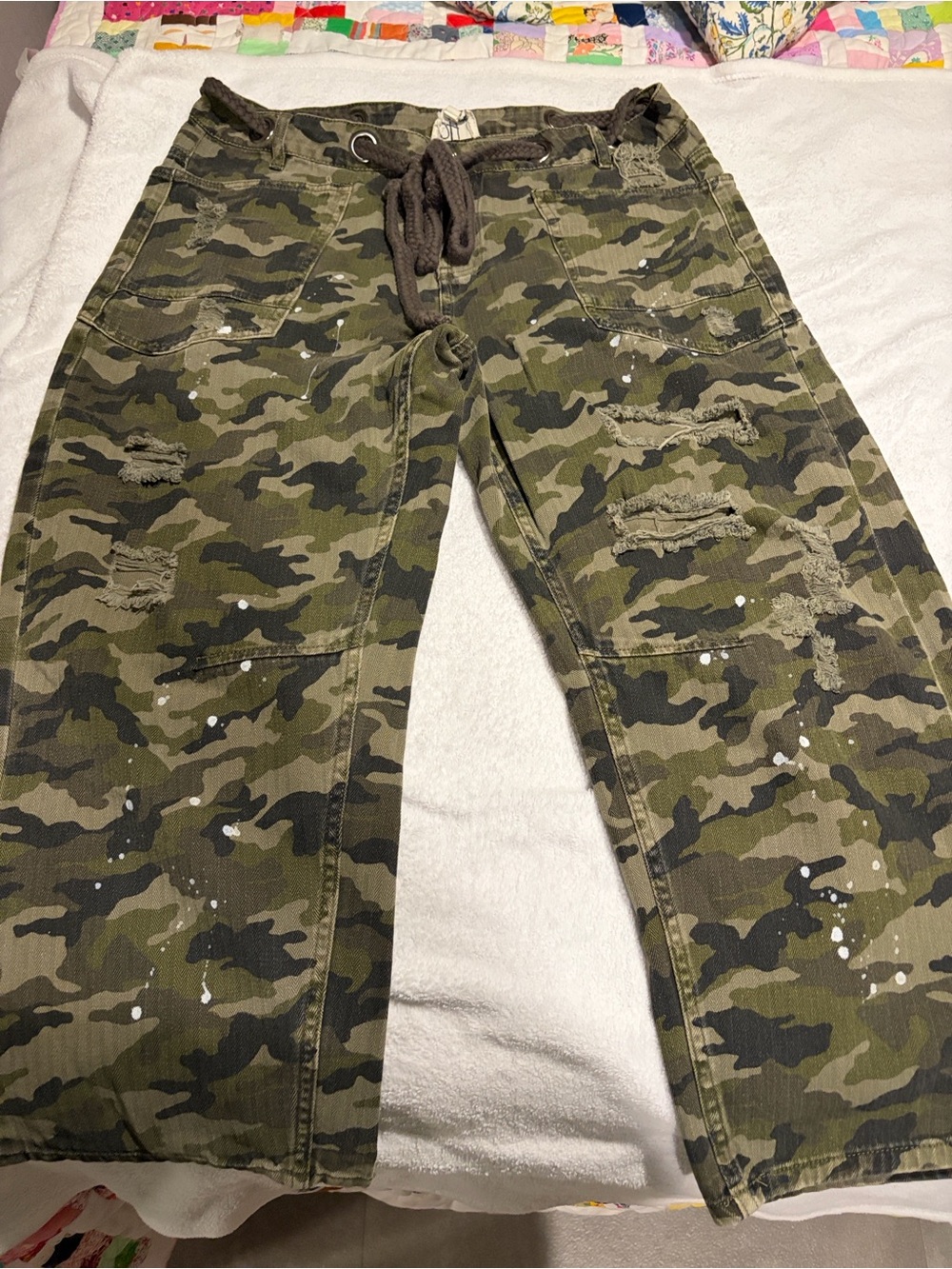Women Camo Drawstring Cargo Pants - Green
